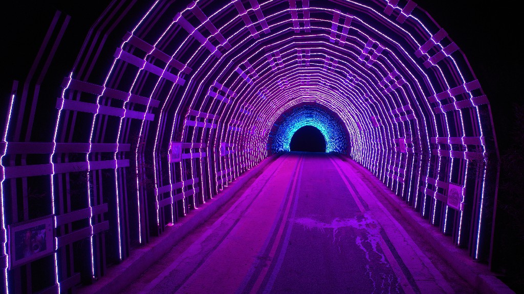20221003宋井桃源-大门-时光隧道-人多延时-夜景-拍摄张昌明-DJI_0034.jpg