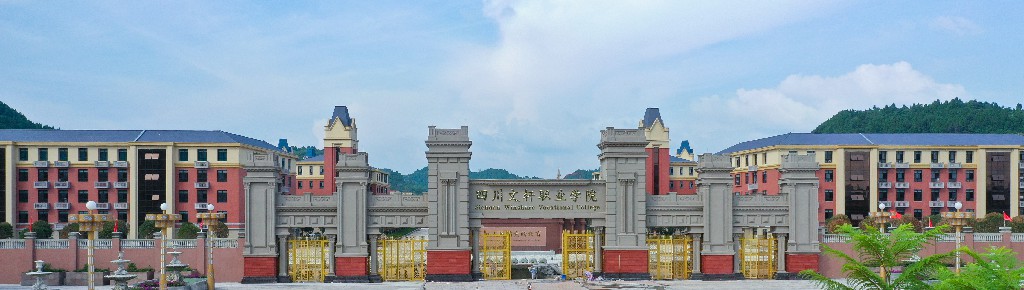 20210819文轩学院--拍摄张昌明webDJI_0145.jpg