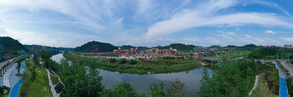 20210819文轩学院--拍摄张昌明webDJI_0150.jpg