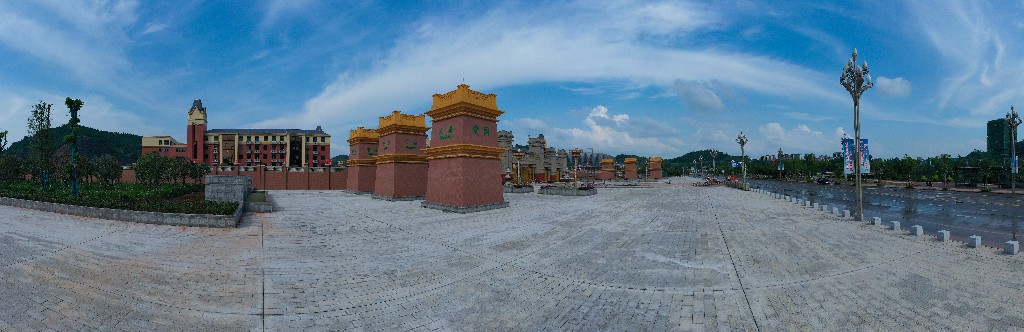 20210819文轩学院--拍摄张昌明webDJI_0165.jpg