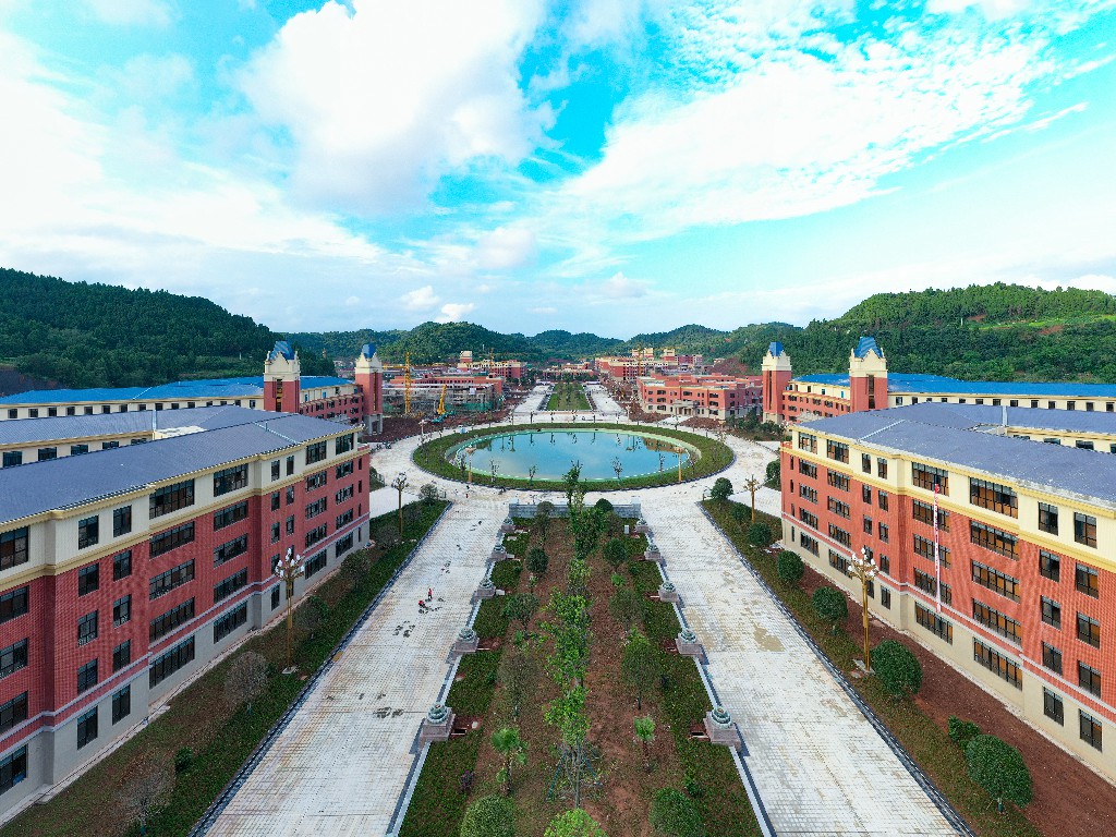 20210901文轩职业学院--拍摄张昌明zcmDJI_0662.jpg