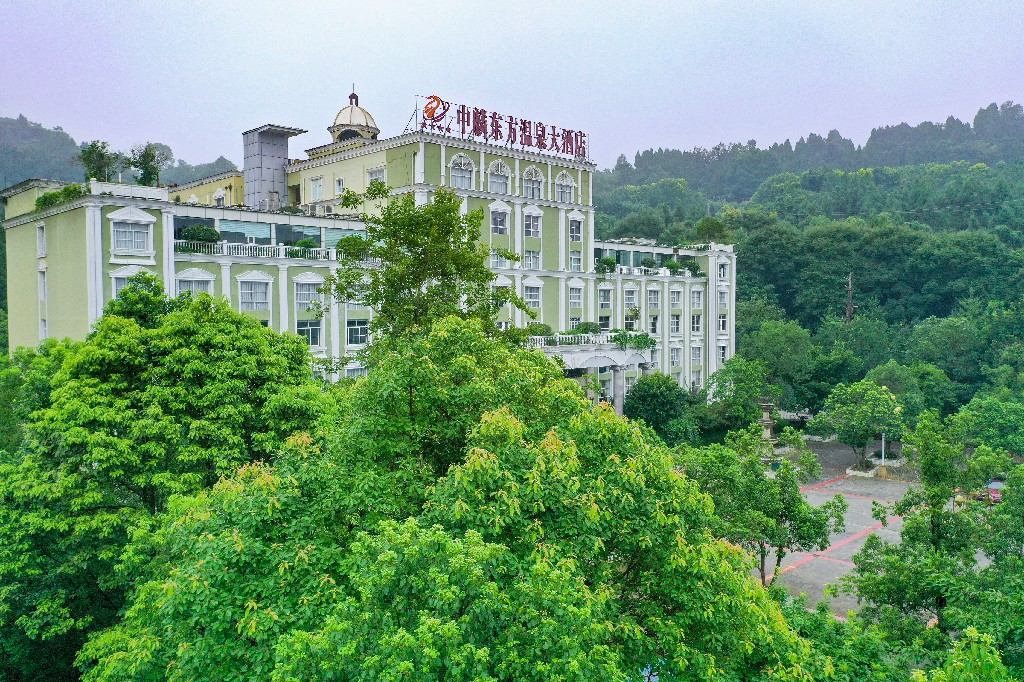 东方生态园-大英县摄影家协会 张昌明-webDJI_0932.jpg